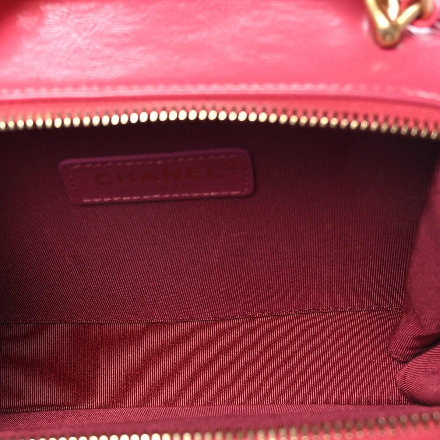 Crumpled Lambskin Quilted Get Round Top Handle Vanity Case Pink