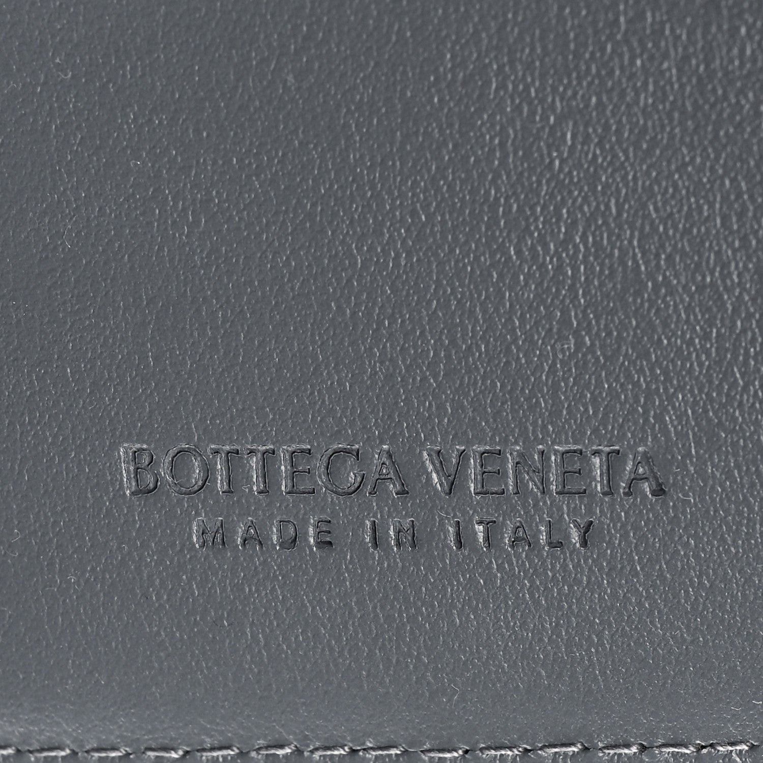 Bottega Veneta Nappa Maxi Intrecciato Bifold Zip Wallet Thunder 7 of 8