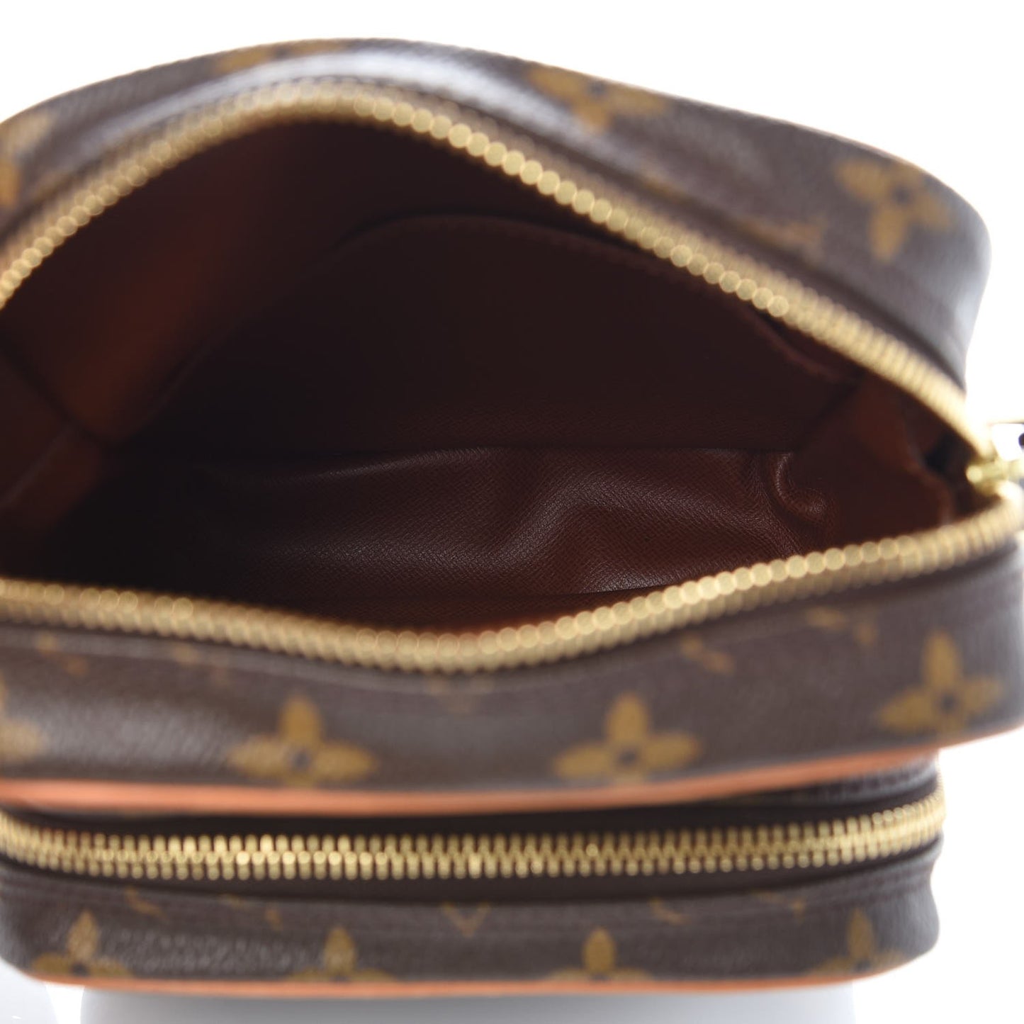 Monogram Amazone