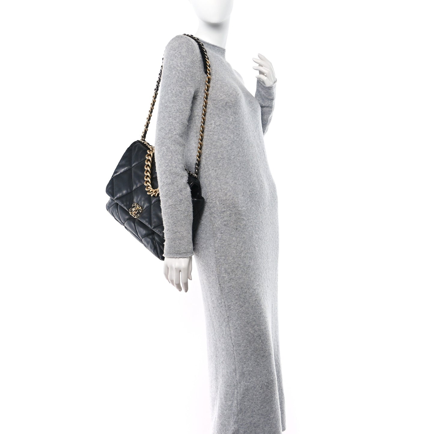 Goatskin Quilted Maxi Chanel 19 Flap Black