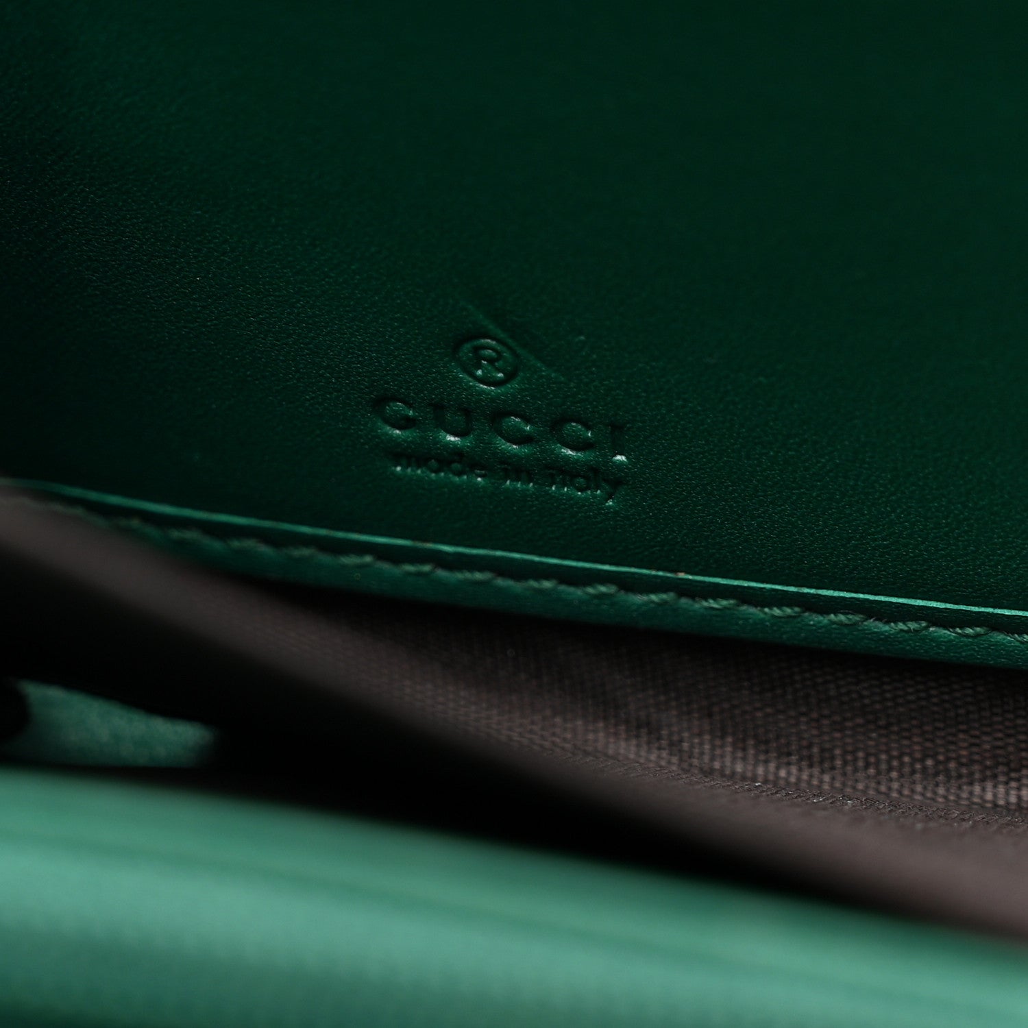 Gucci Calfskin Matelasse GG Marmont Zip Around Wallet Emerald Green 6 of 7