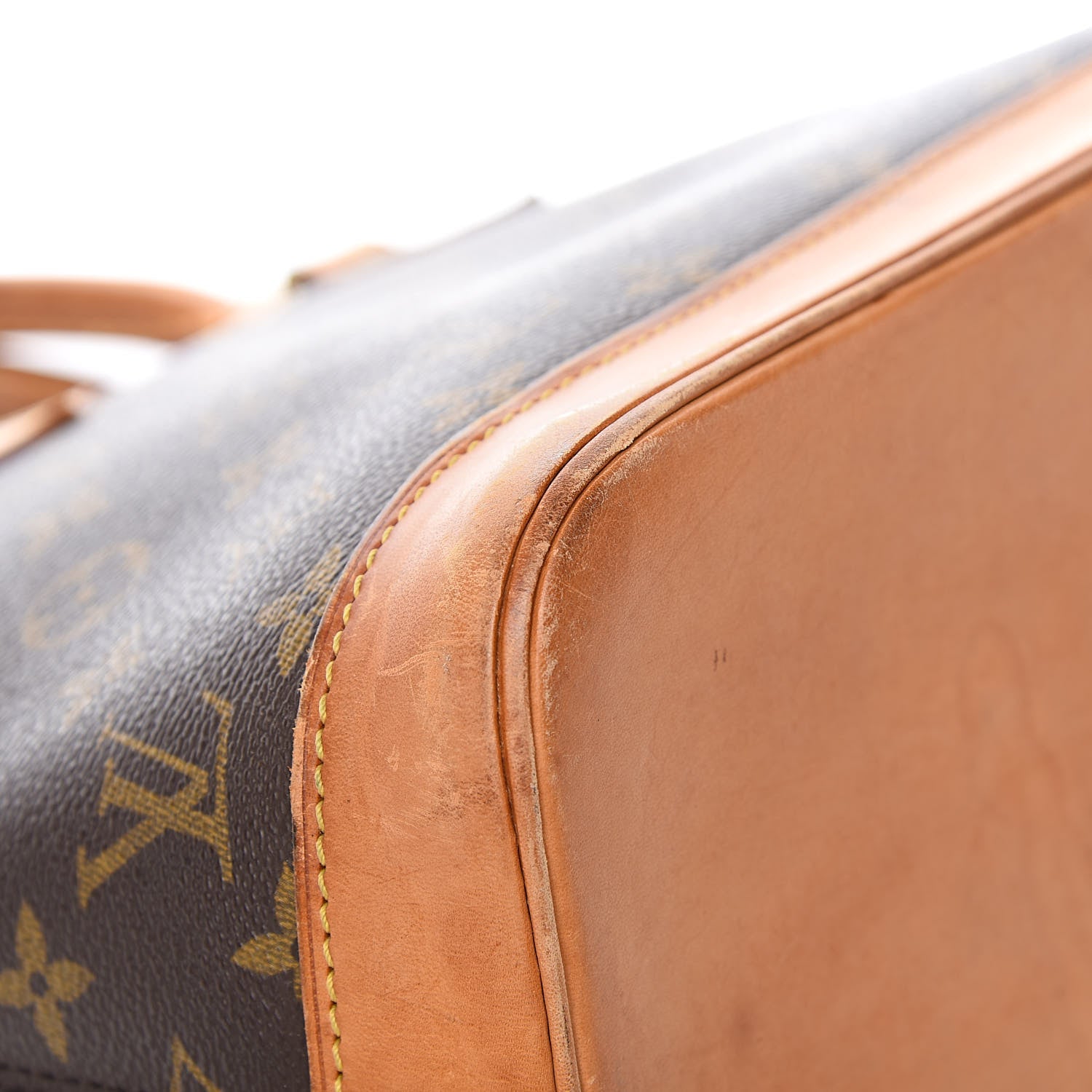 Louis Vuitton Monogram Alma PM 9 of 16
