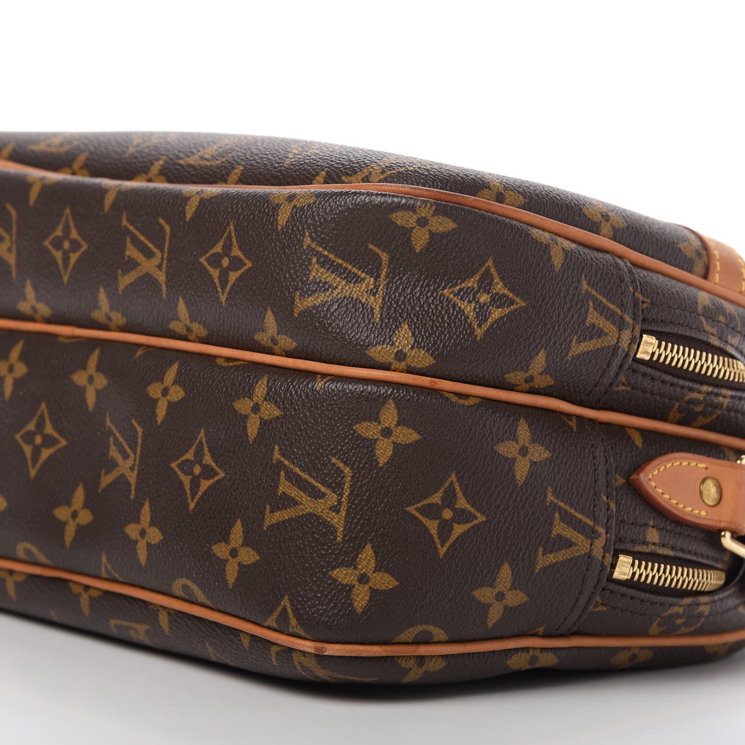 Louis Vuitton Monogram Reporter PM 7 of 9