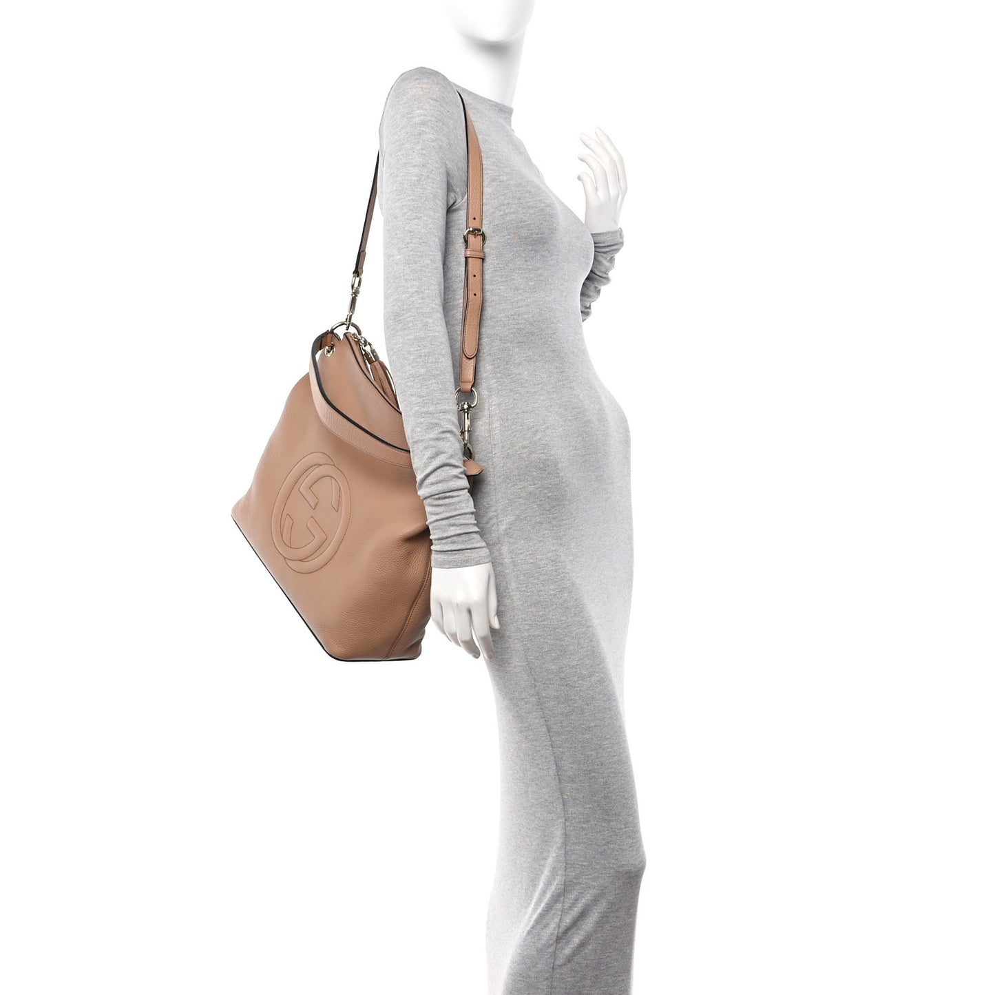 Pebbled Calfskin Large Soho Hobo Camelia
