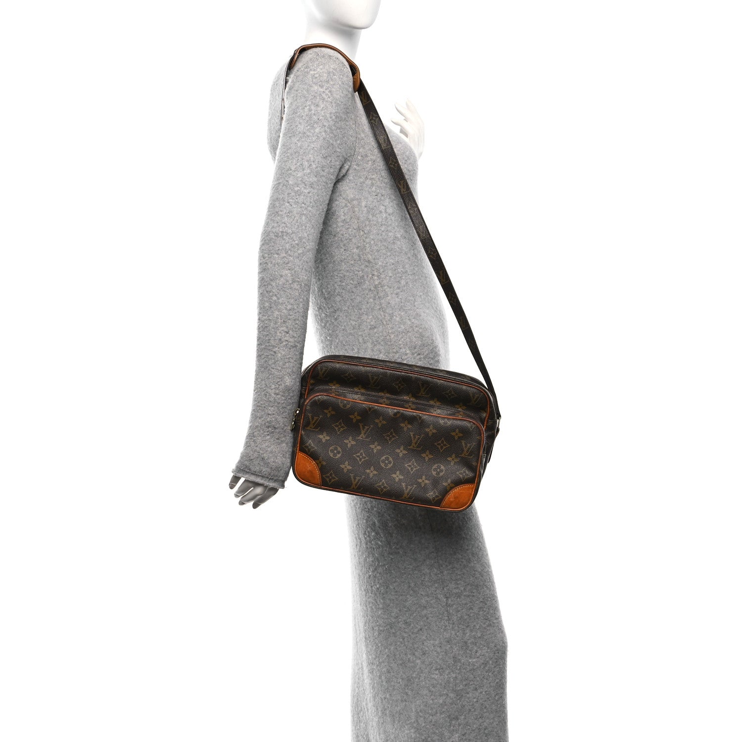Louis Vuitton Monogram Nil 28 2 of 11