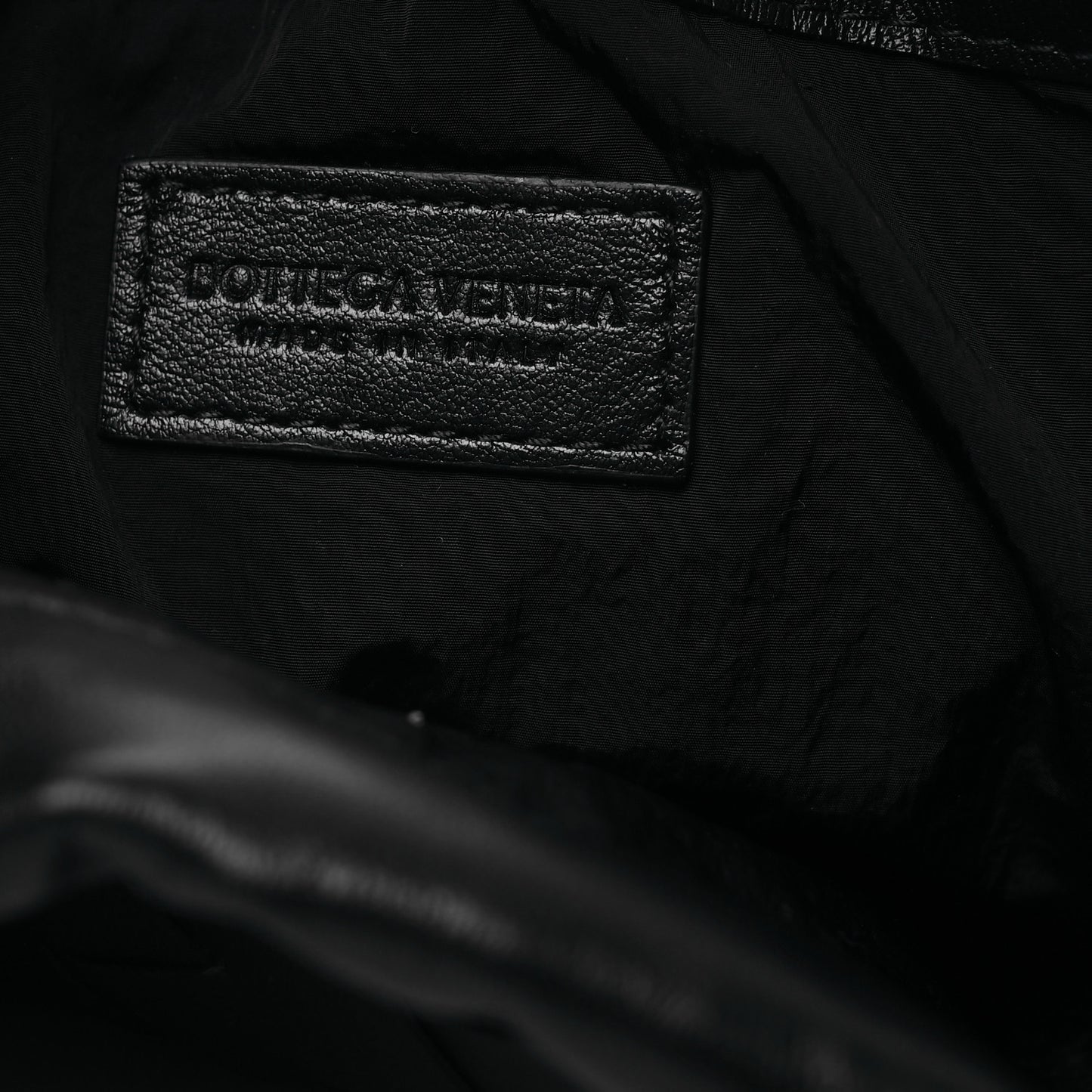 Nappa Intrecciato Medium Dustbag Black