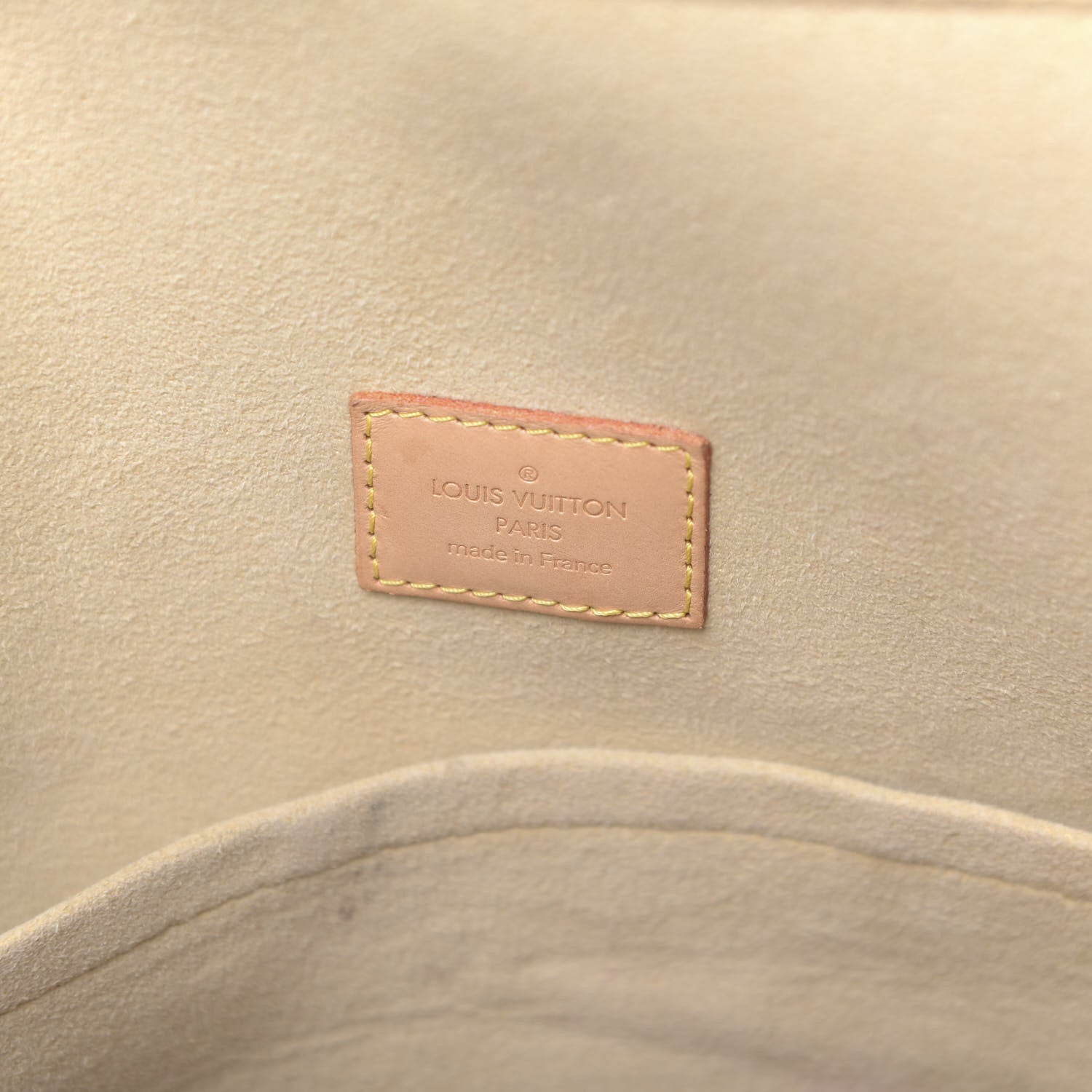 Louis Vuitton Monogram Manhattan GM 6 of 20