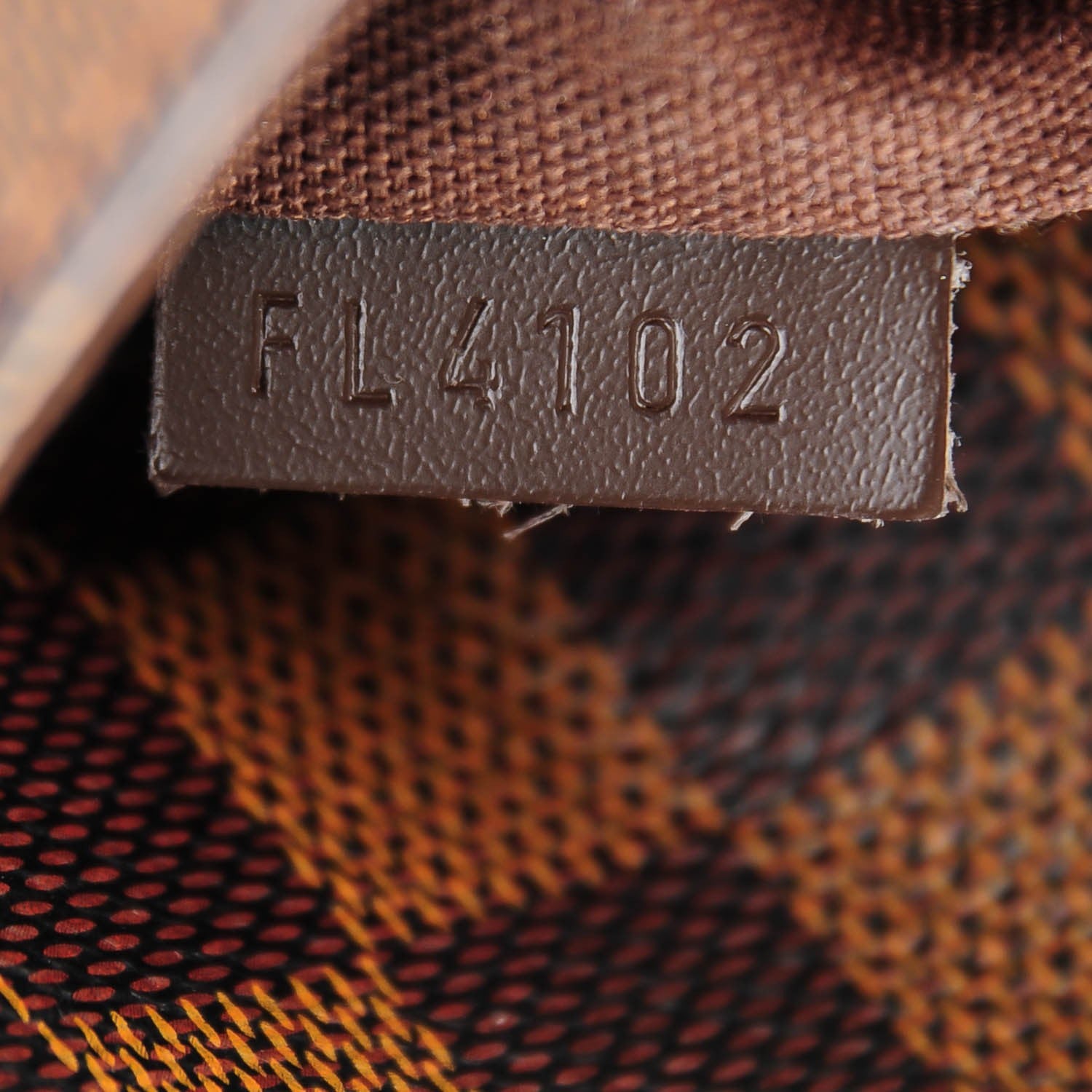 Louis Vuitton Damier Ebene District PM 7 of 7