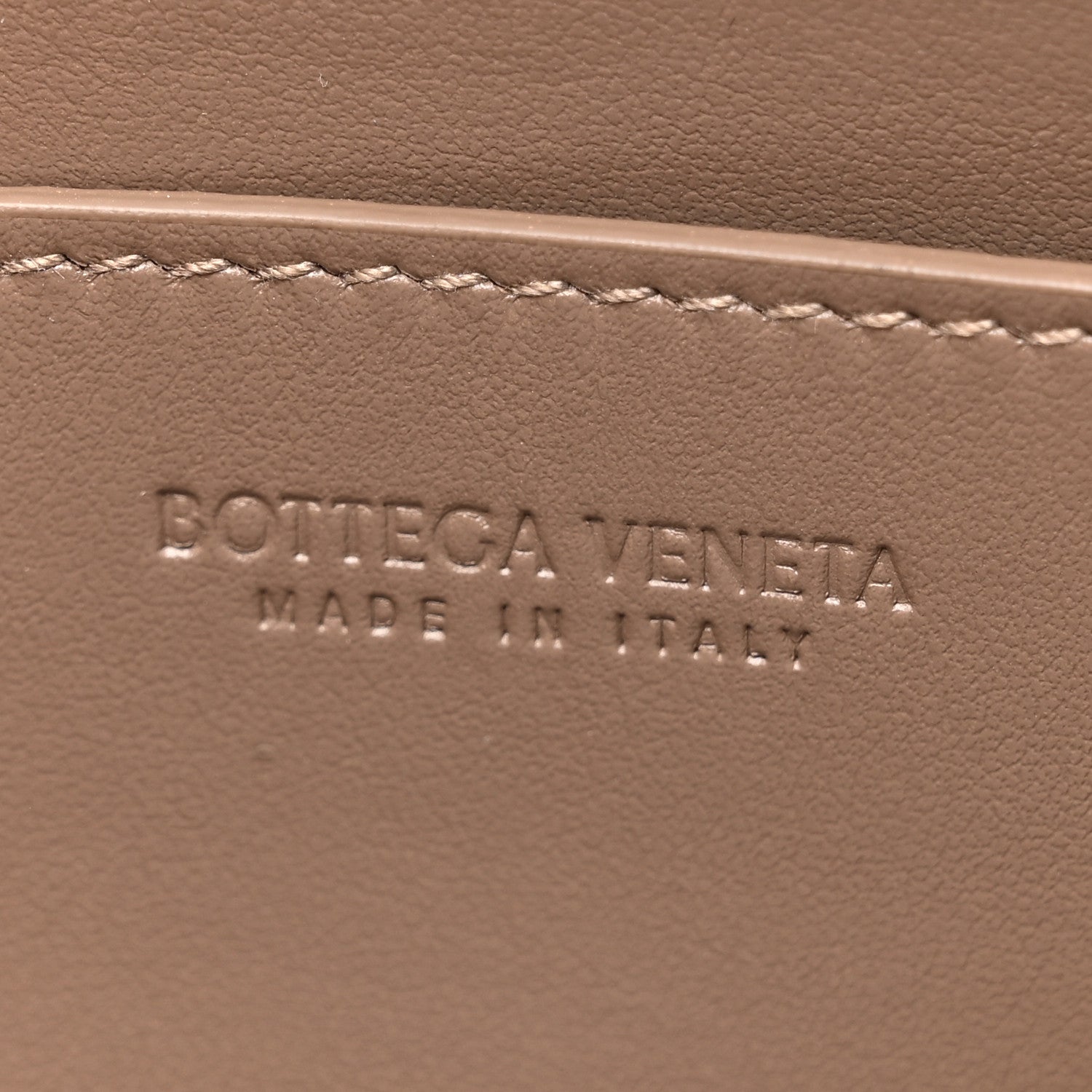 Bottega Veneta Lambskin Maxi Intreccio Cassette Phone Pouch Crossbody Bag Taupe Grey 6 of 10