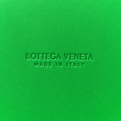 Bottega Veneta Patent Intrecciato Shoulder Bag Parakeet 6 of 10