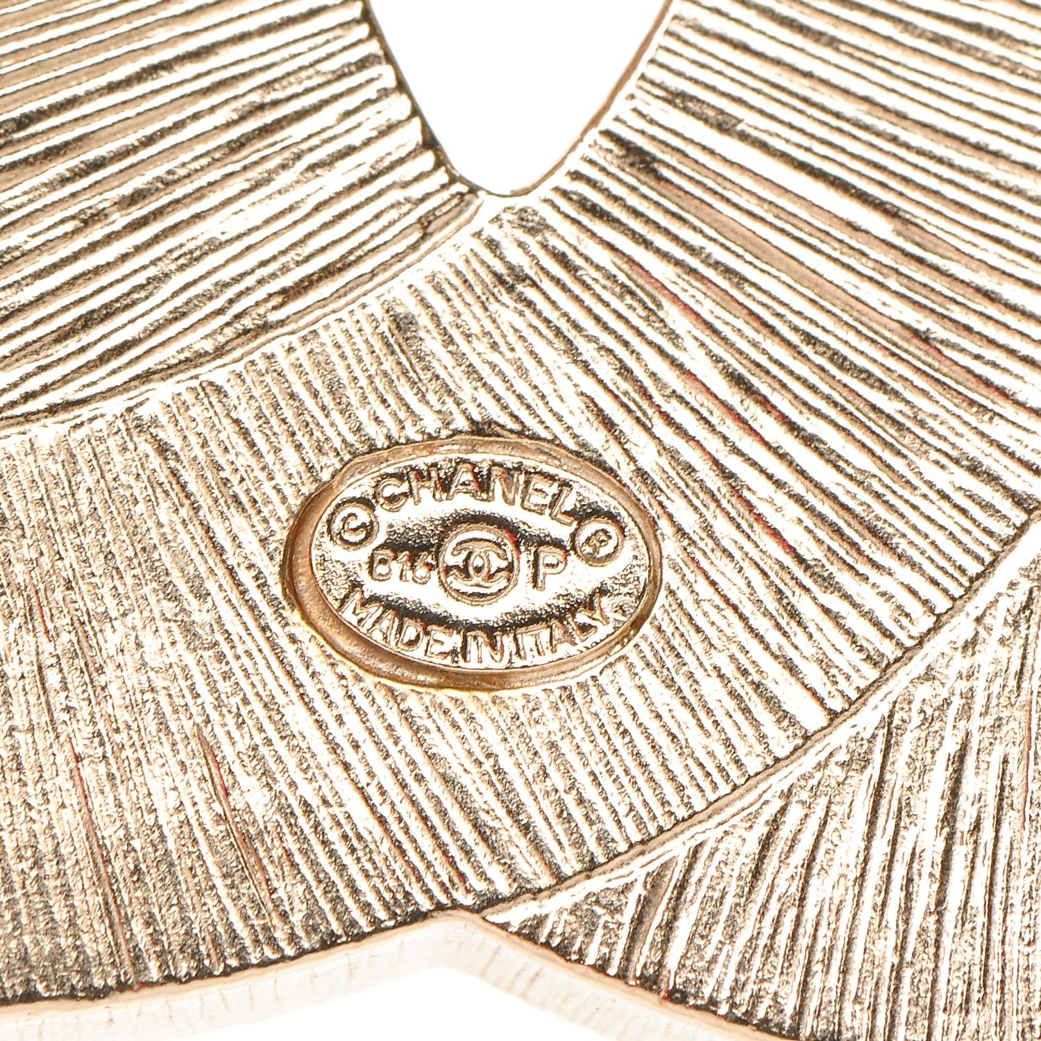 Chanel Metal Quilted CC Brooch Silver Gold 4 of 5