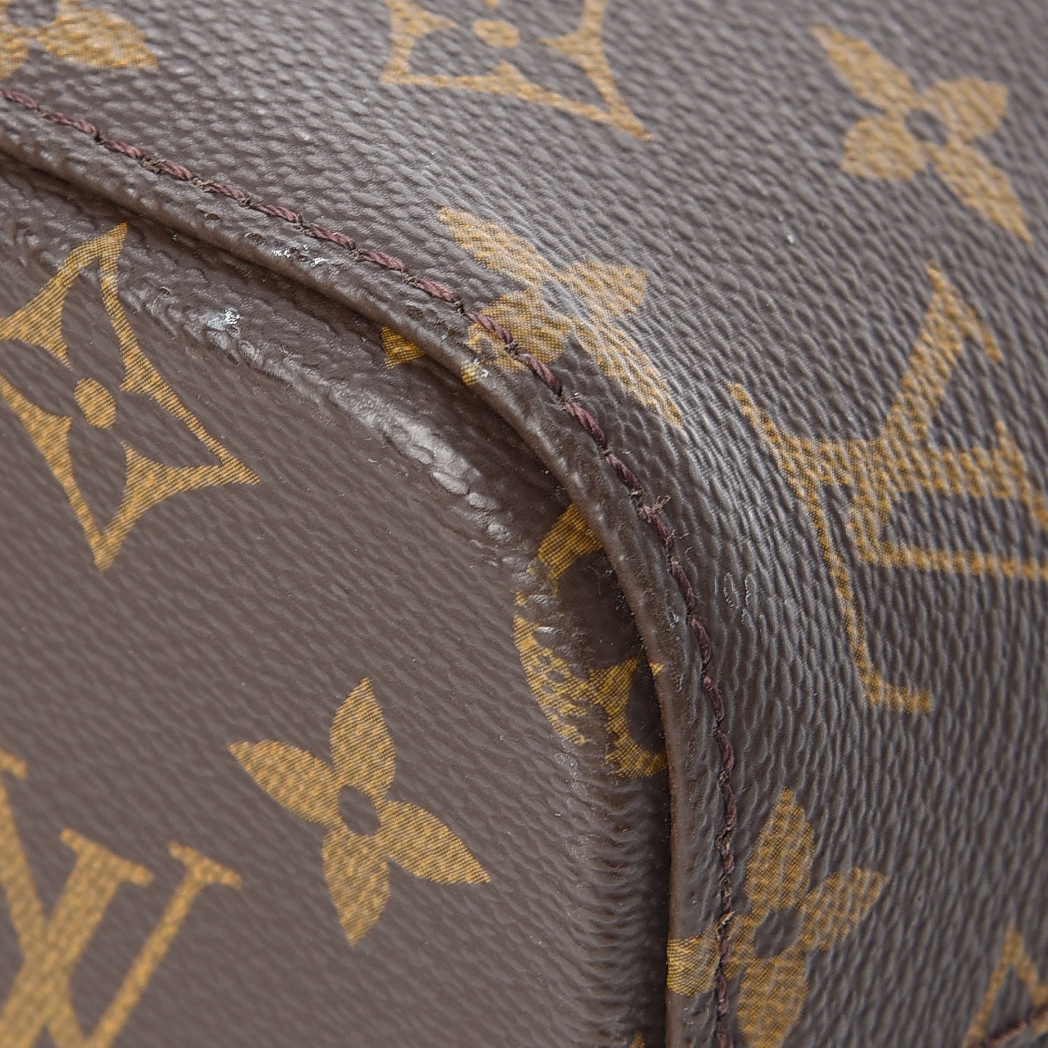 Louis Vuitton Monogram Luco 15 of 17