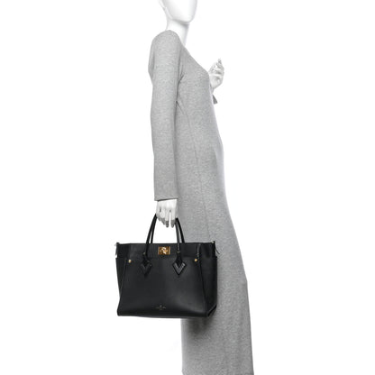Louis Vuitton Mahina On My Side GM Black 2 of 12