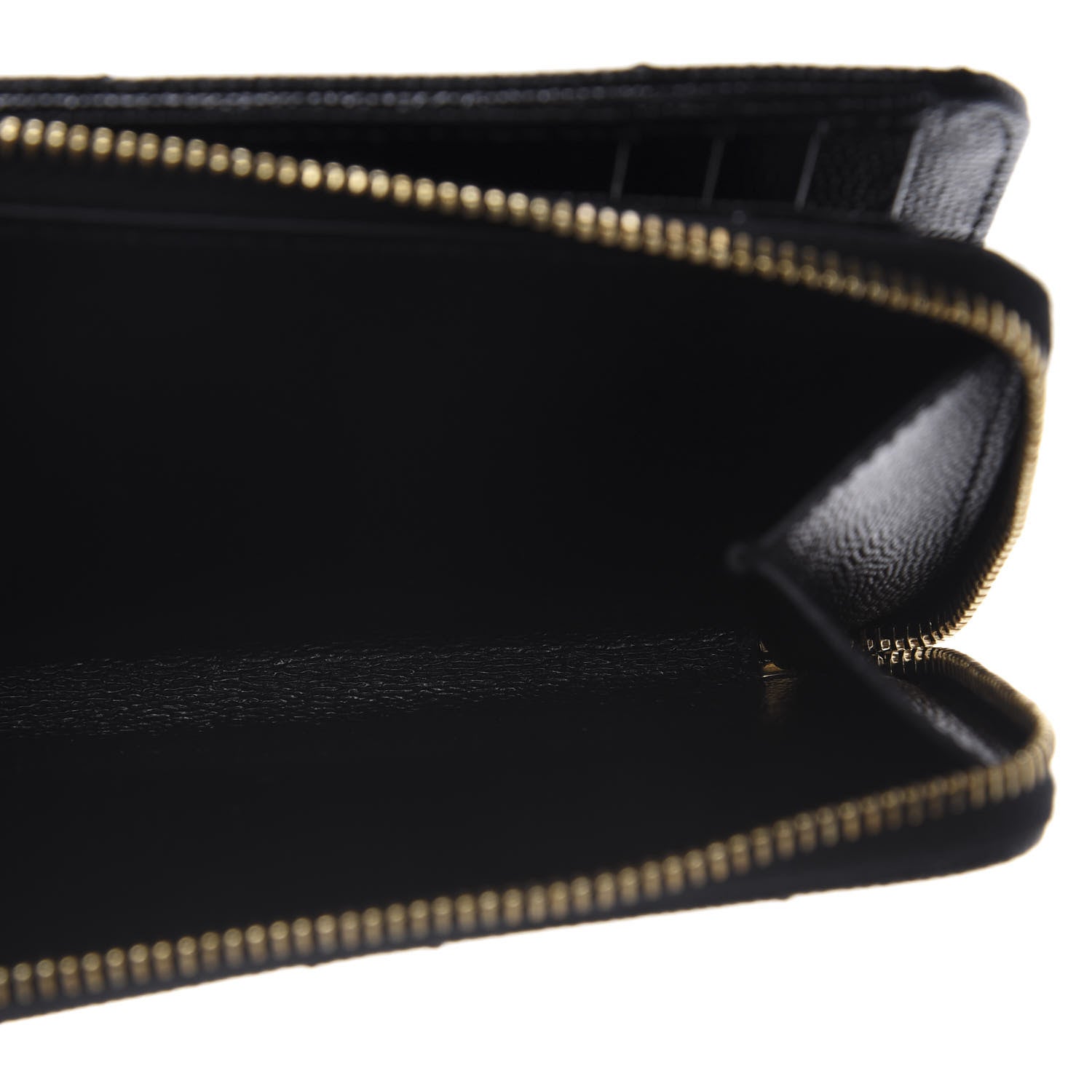 Saint Laurent Grain De Poudre Matelasse Chevron Monogram Compact Zip Around Wallet Black 7 of 8