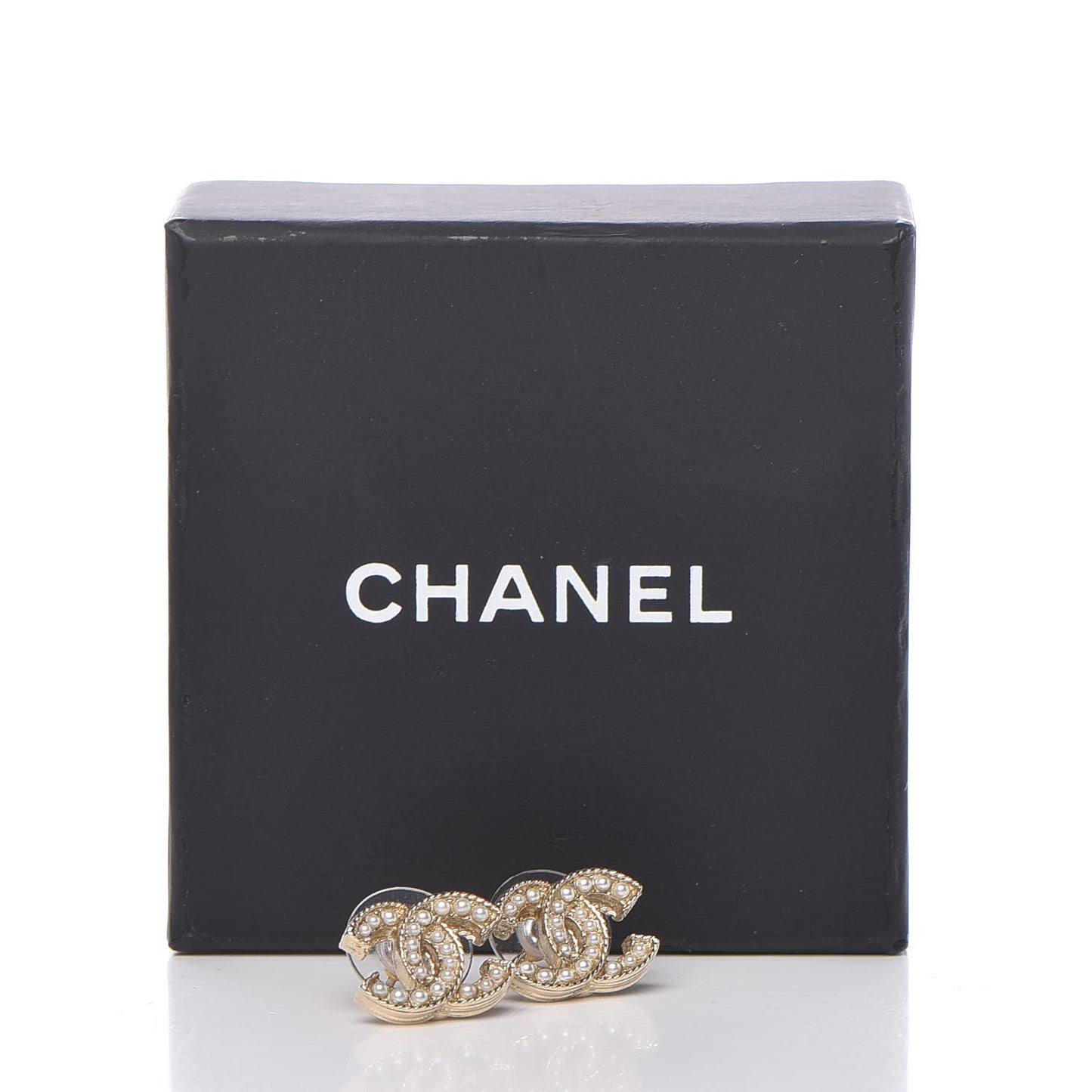 Pearl CC Earrings Light Gold