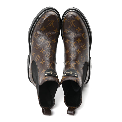 Louis Vuitton Patent Monogram LV Beaubourg Ankle Boots 40 Black 2 of 10