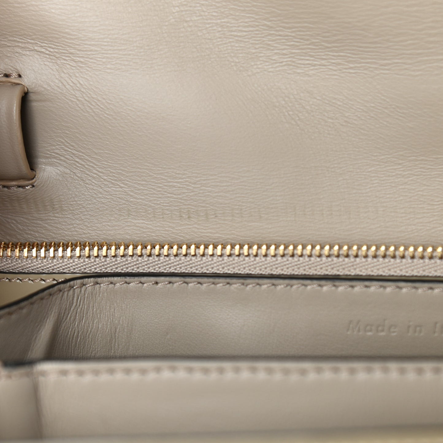 Spazzolato Calfskin Medium Classic Box Flap Bag Quartz