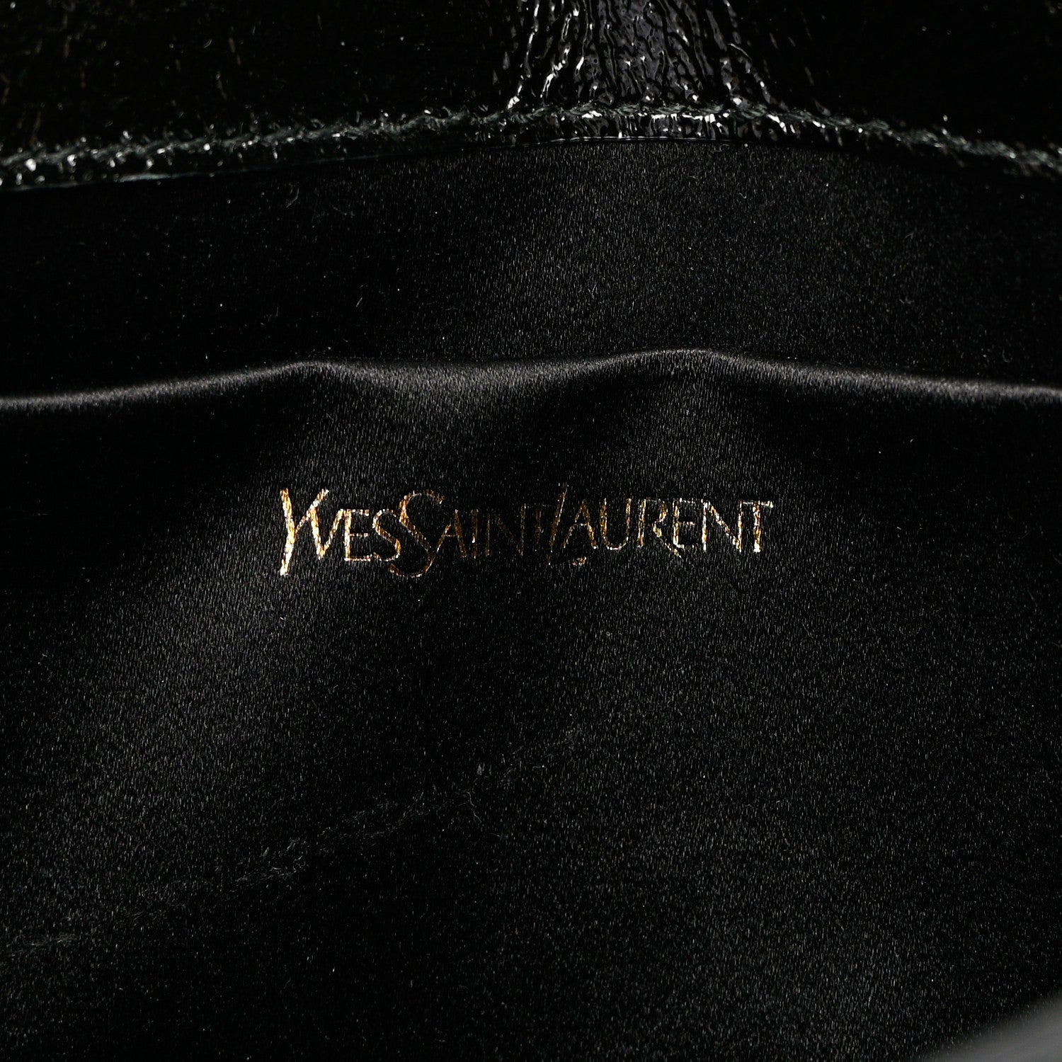 Saint Laurent Textured Patent Monogram Large Belle De Jour Clutch Black 6 of 11