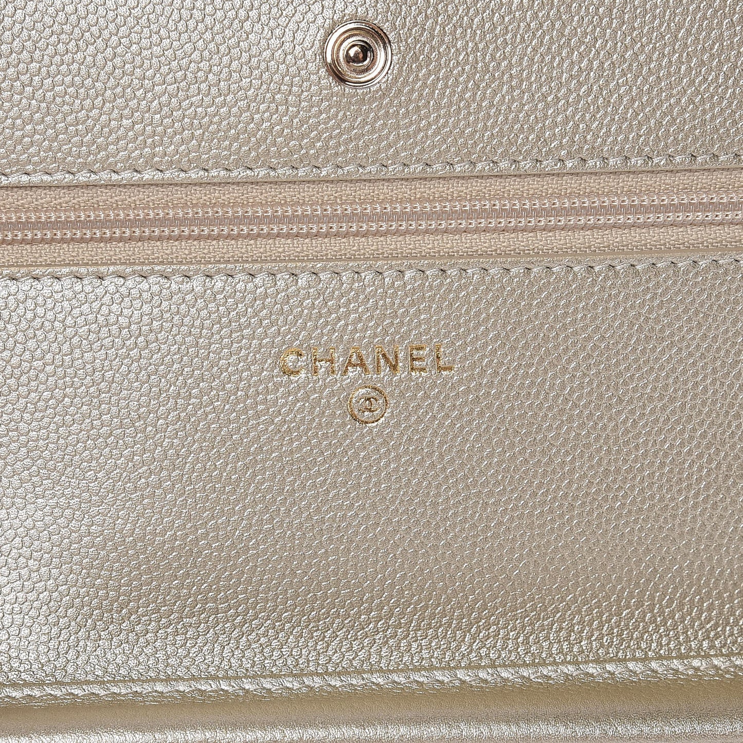 Pearly Caviar Quilted Wallet On Chain WOC Light Gold