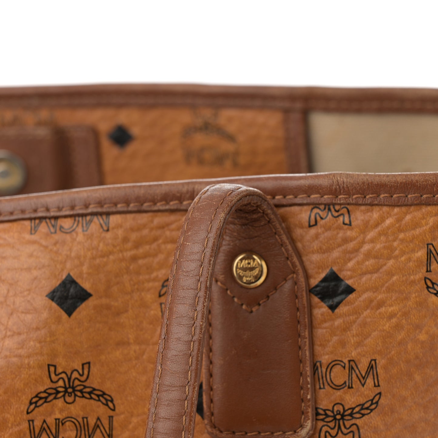 Visetos Crocodile Embossed Medium Liz Shopper Tote Cognac