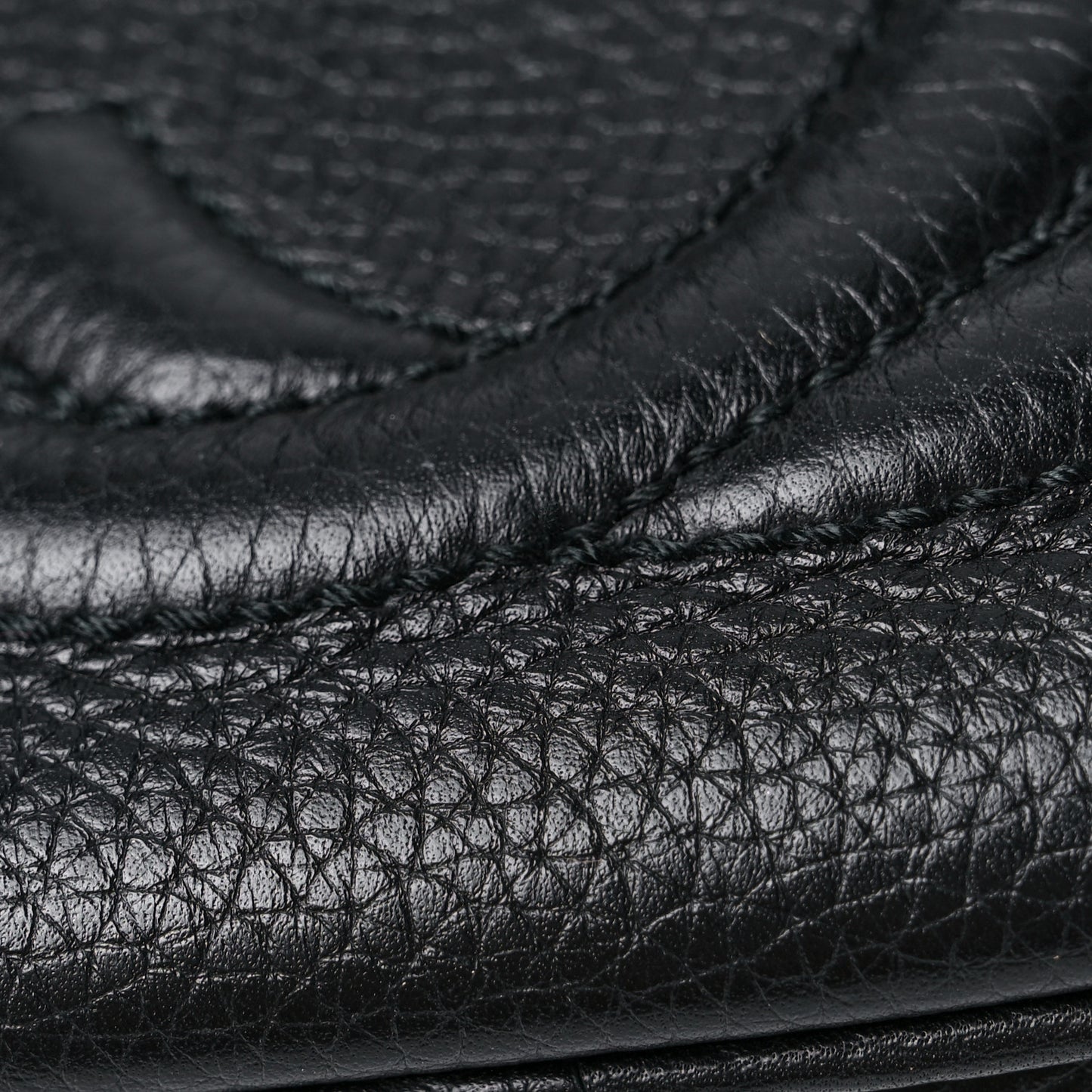 Pebbled Calfskin Small Soho Disco Bag Black