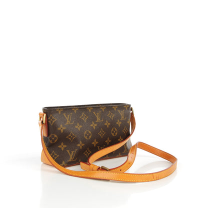 Louis Vuitton Monogram Trotteur 3 of 9