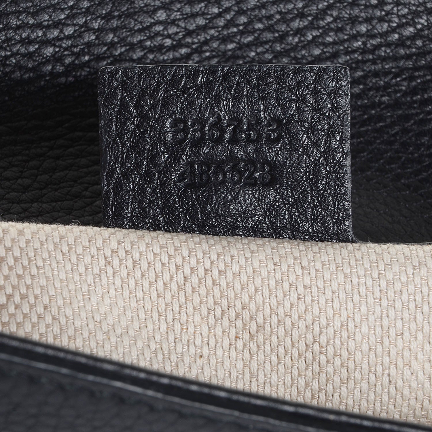 Gucci Pebbled Calfskin Medium Soho Clutch Black 7 of 9