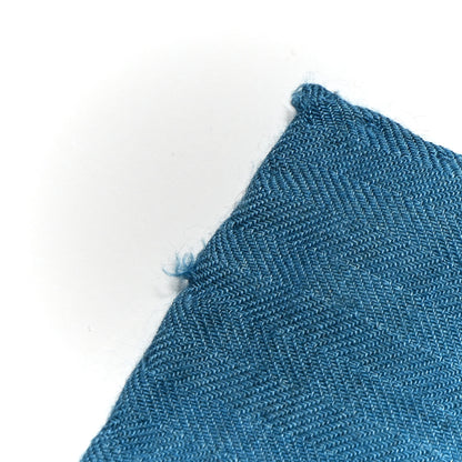 Hermes Cashmere Silk Eperon Eperon D'Or Shawl 140 Bleu Cobalt Naturel Vieil Or 5 of 5