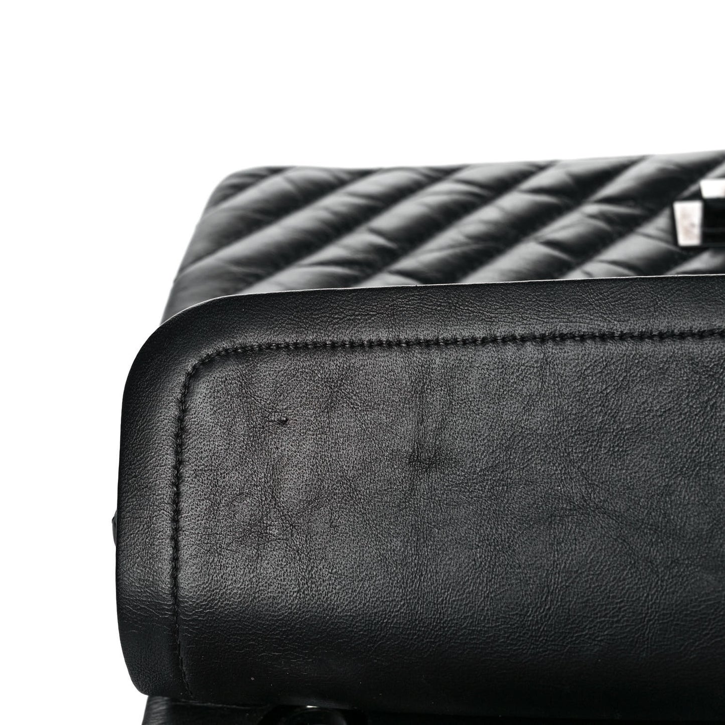 Aged Calfskin Chevron Quilted 2.55 Reissue 225 Flap So Black