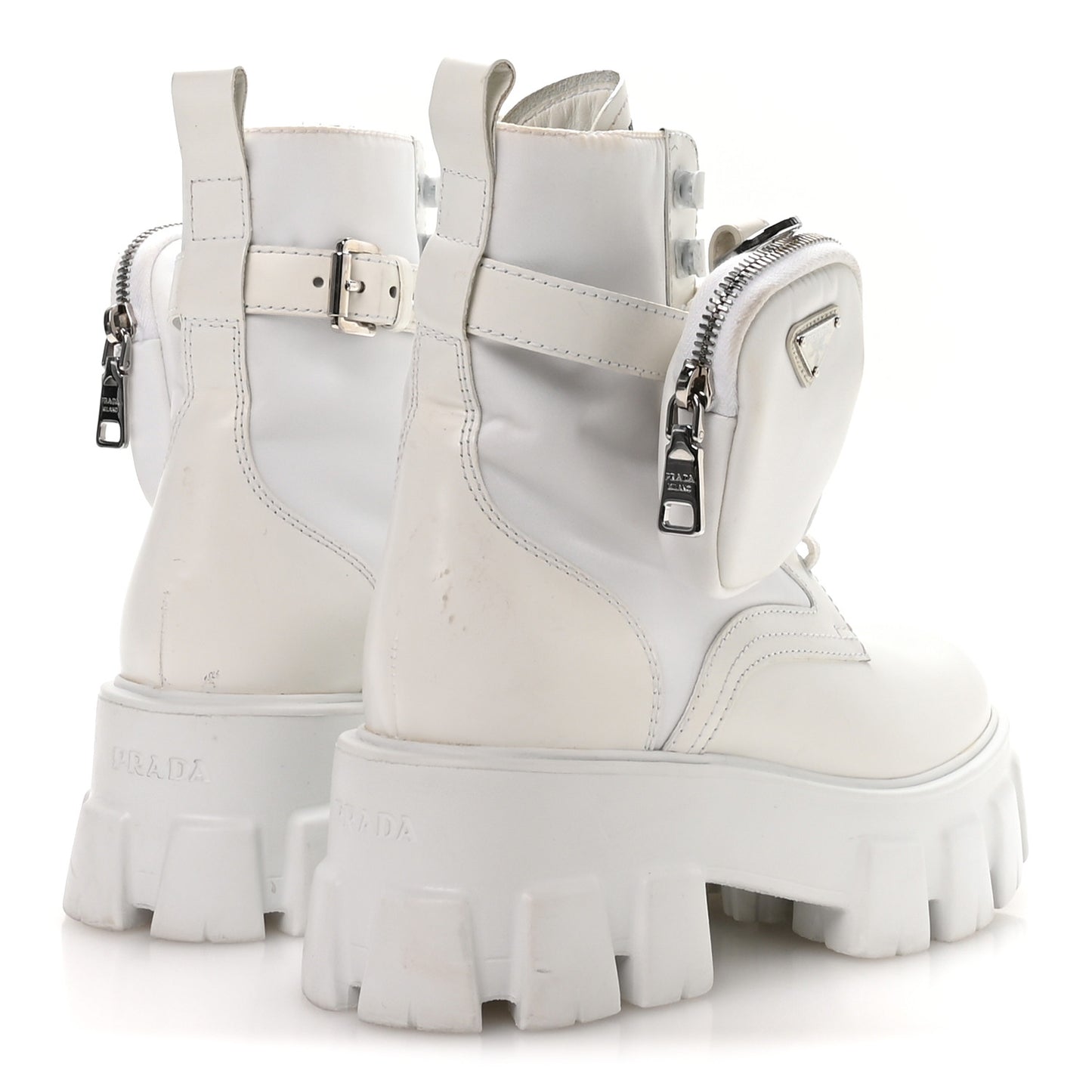 Spazzolato Rois Re-Nylon Metal Triangle Logo Monolith Pouch Pocket 55mm Boots 38 White