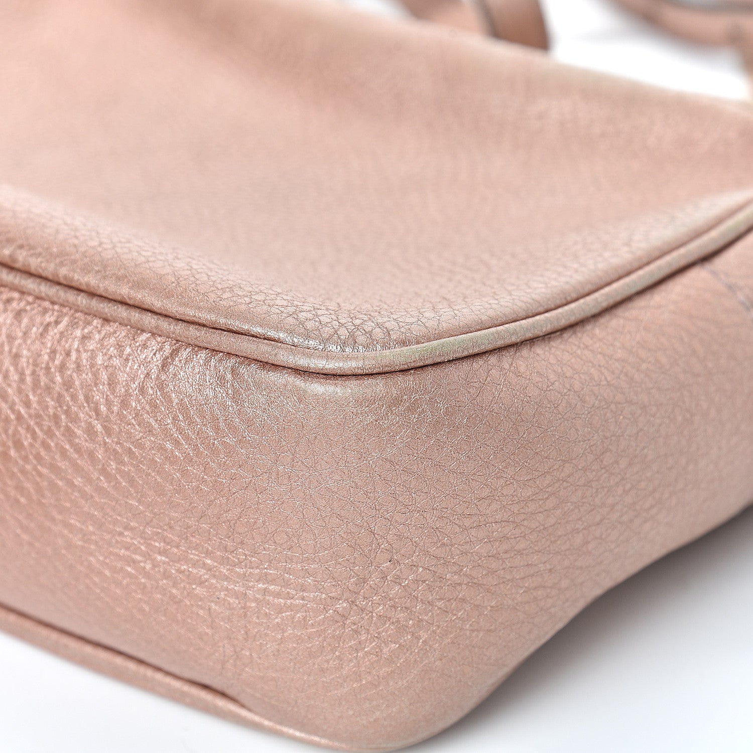 Gucci Metallic Pebbled Calfskin Small Soho Disco Bag Pink 11 of 23