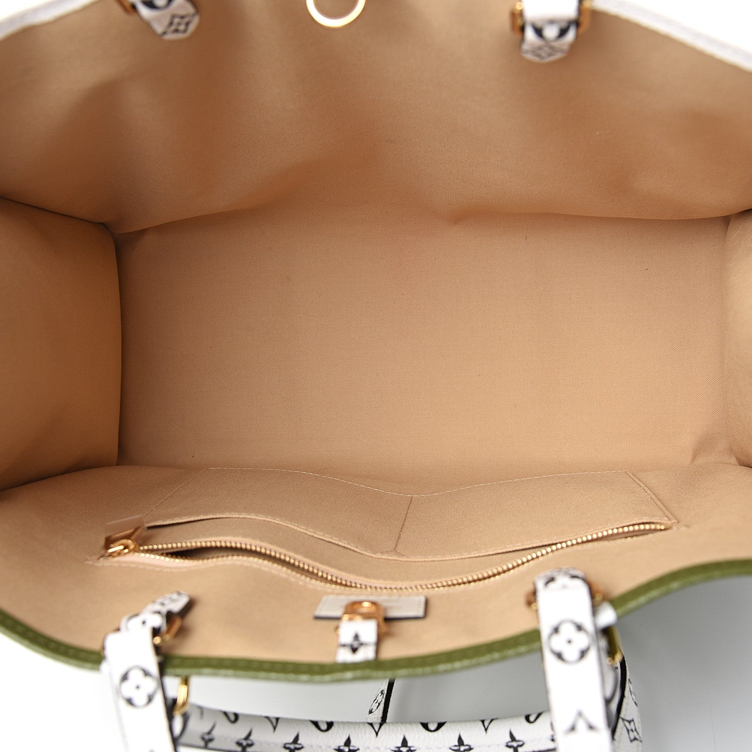 Louis Vuitton Monogram Giant Onthego GM Kaki Beige 4 of 9