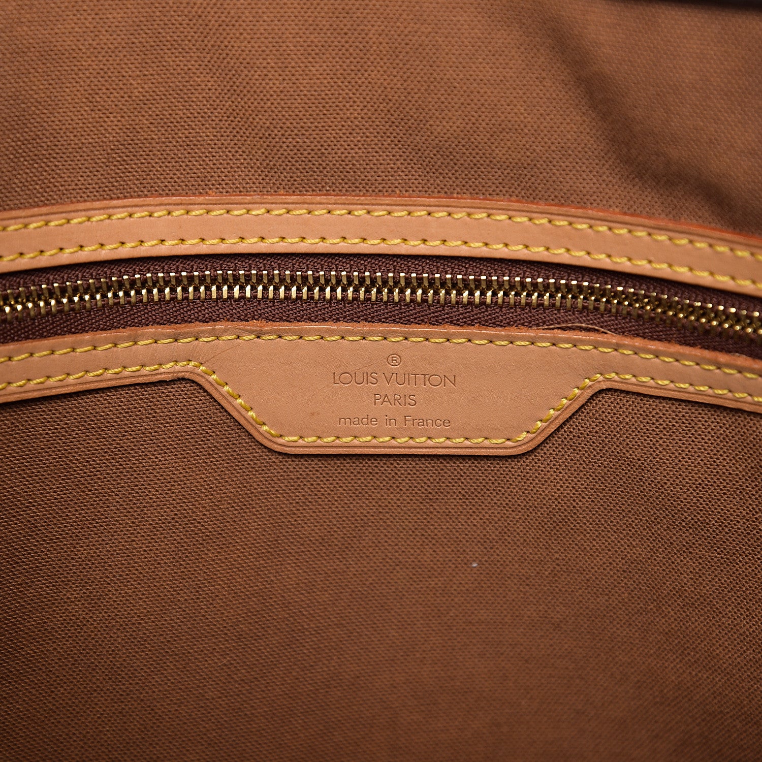 Louis Vuitton Monogram Cabas Mezzo 5 of 9