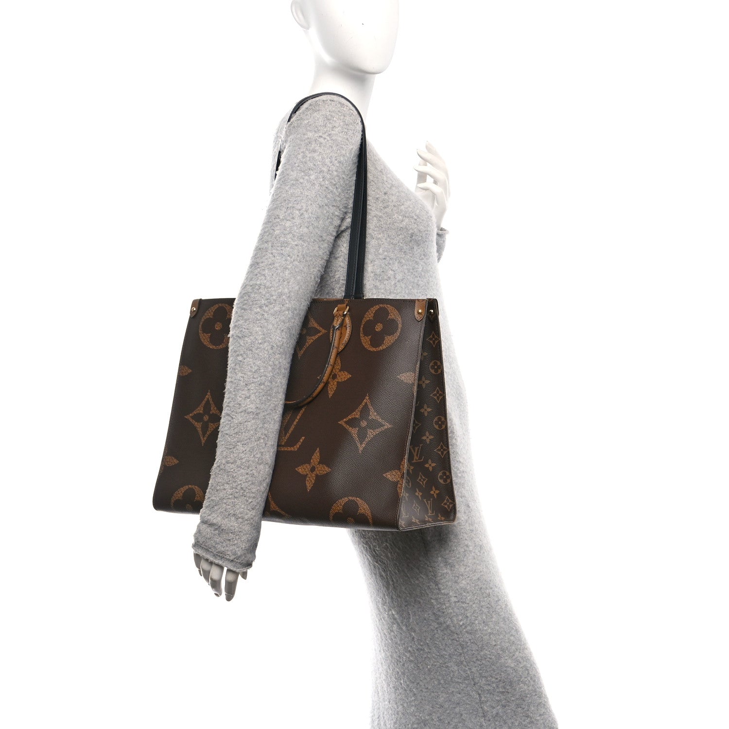 Louis Vuitton Reverse Monogram Giant Onthego GM 2 of 9