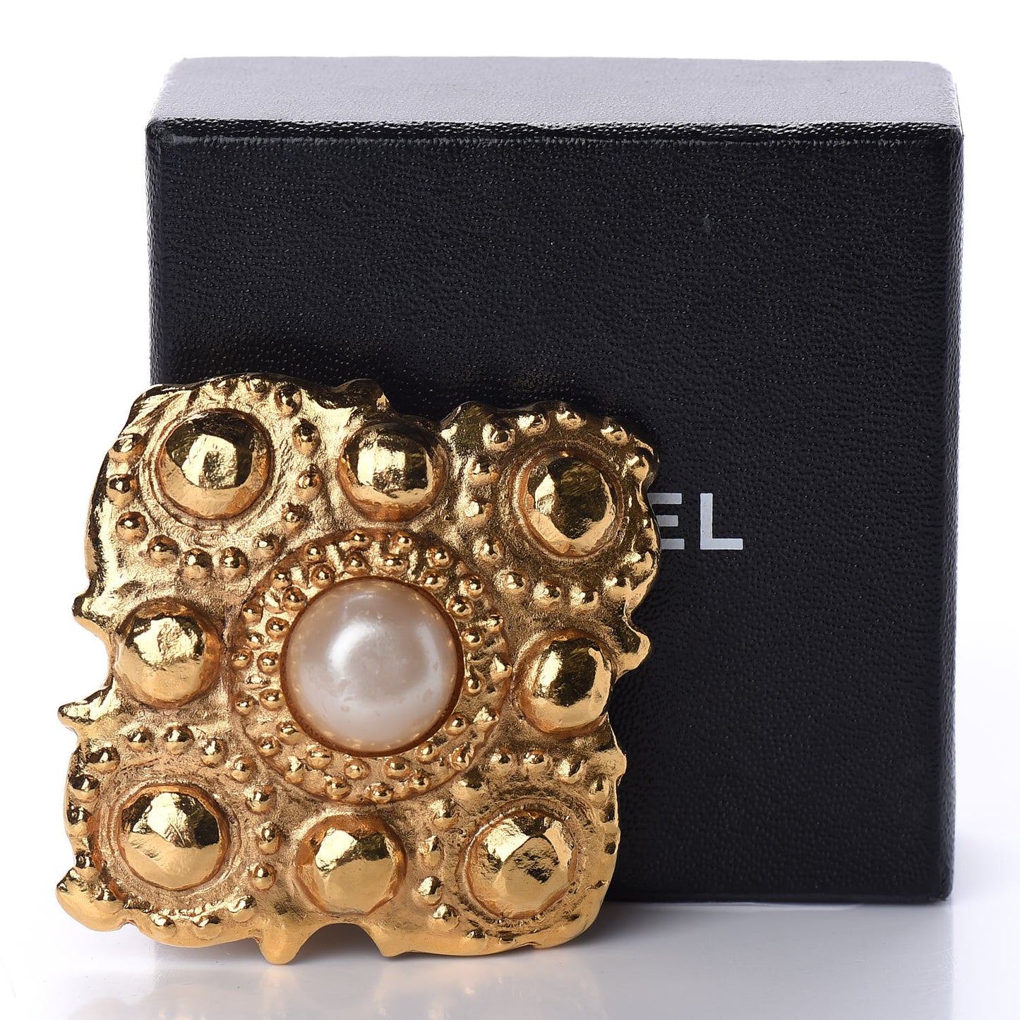 Pearl Brooch Gold