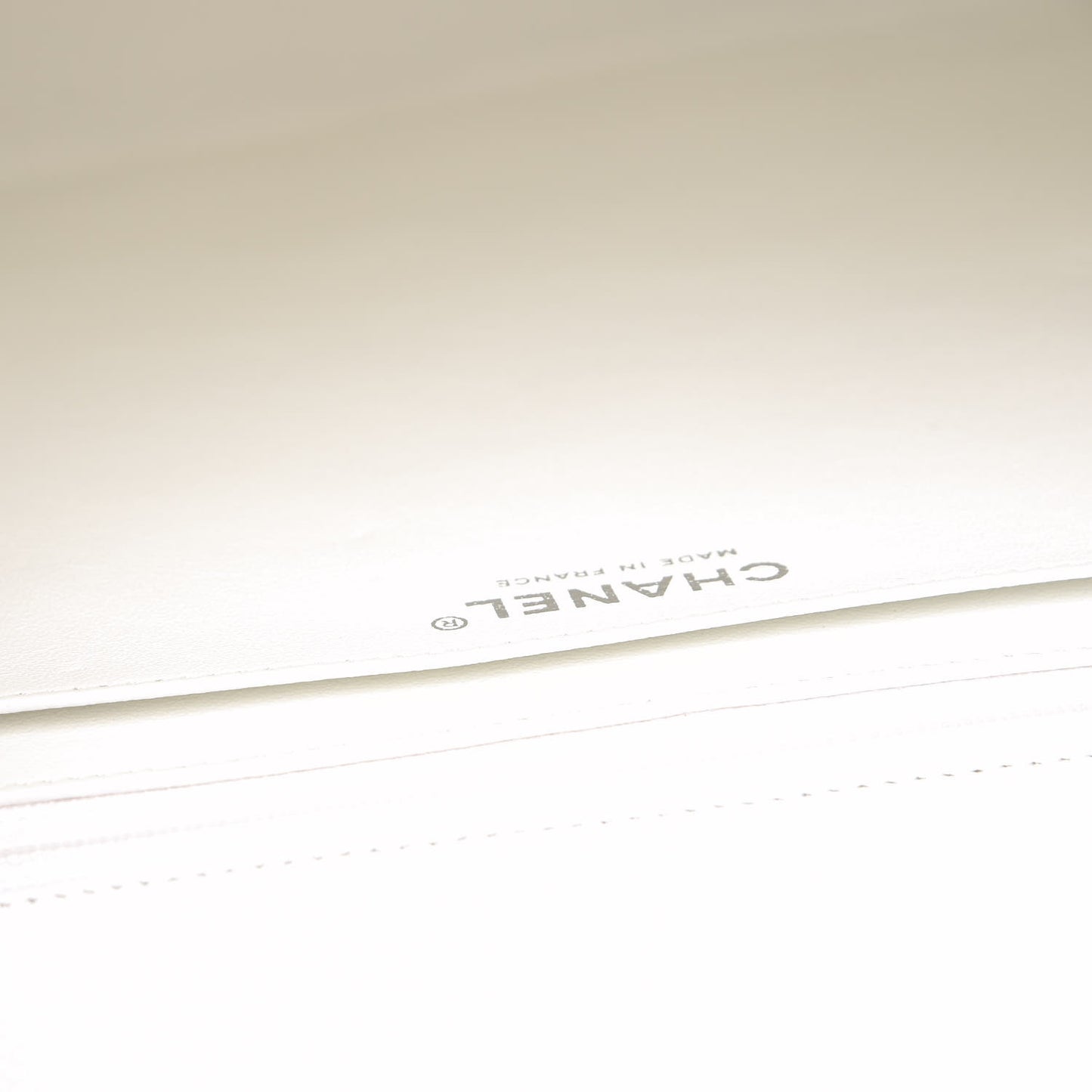 Caviar Quilted Jumbo Single Flap White