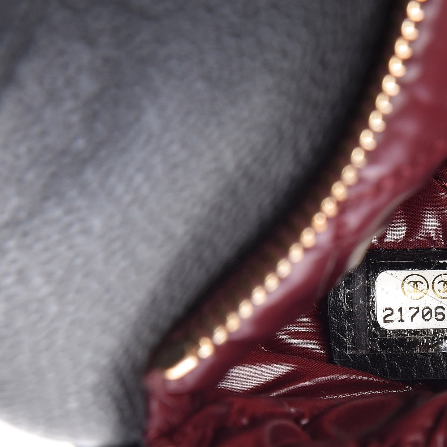 Caviar Quilted CC Beauty Clutch Black
