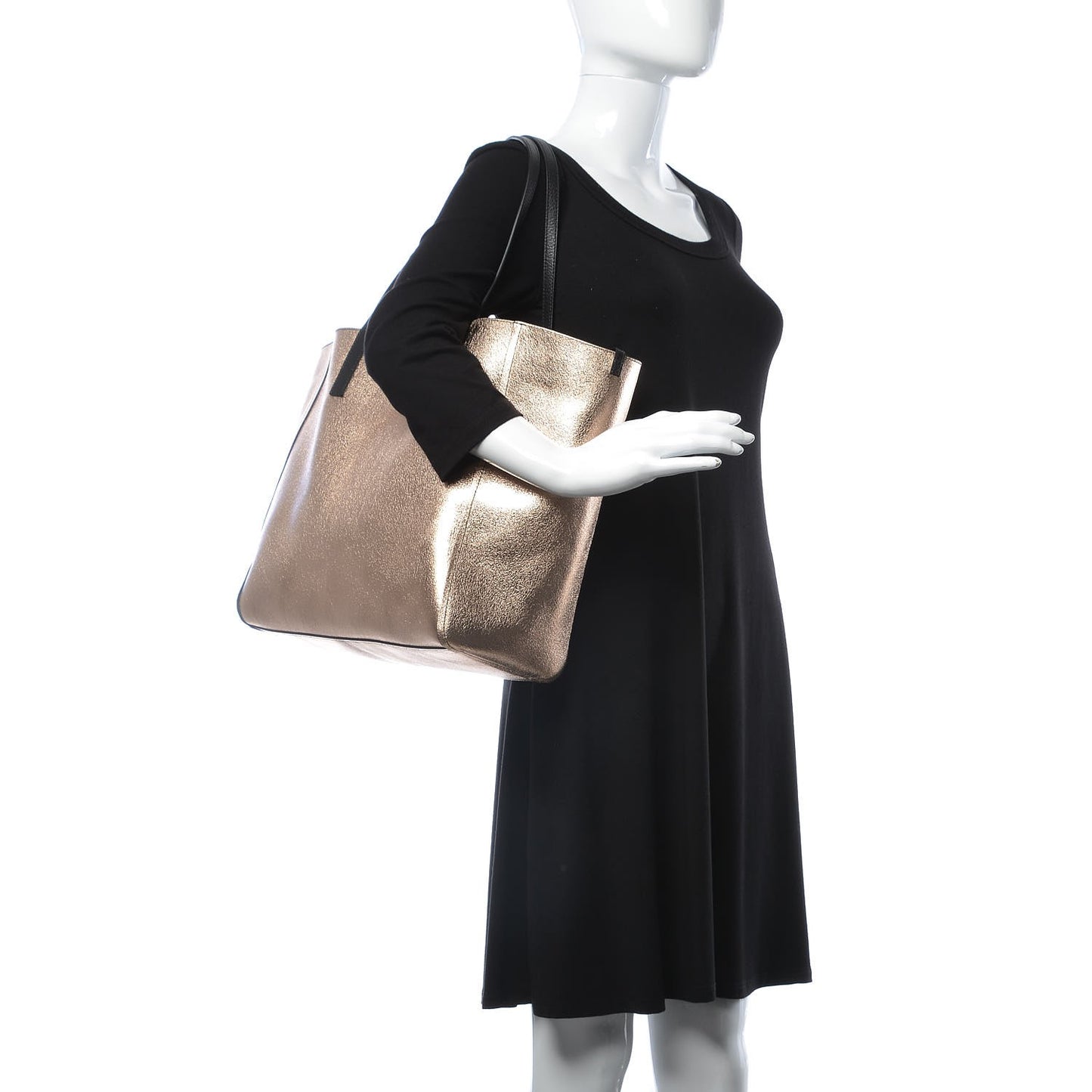 Grained Calfskin Medium Reversible Wandel Tote Black