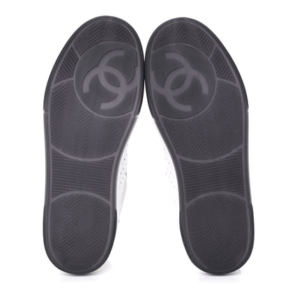 Chanel Grained Calfskin Fabric Womens Logo Sneakers 38 White Black 5 of 8