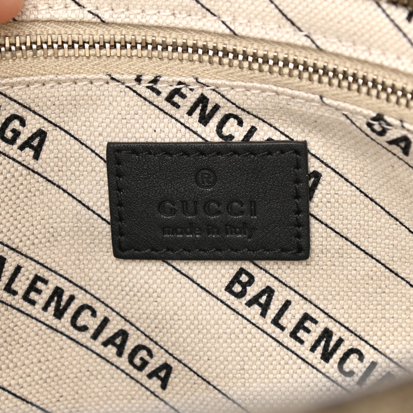 X GUCCI GG Supreme Monogram Neo Classic Silver Hardware City Beige Ebony