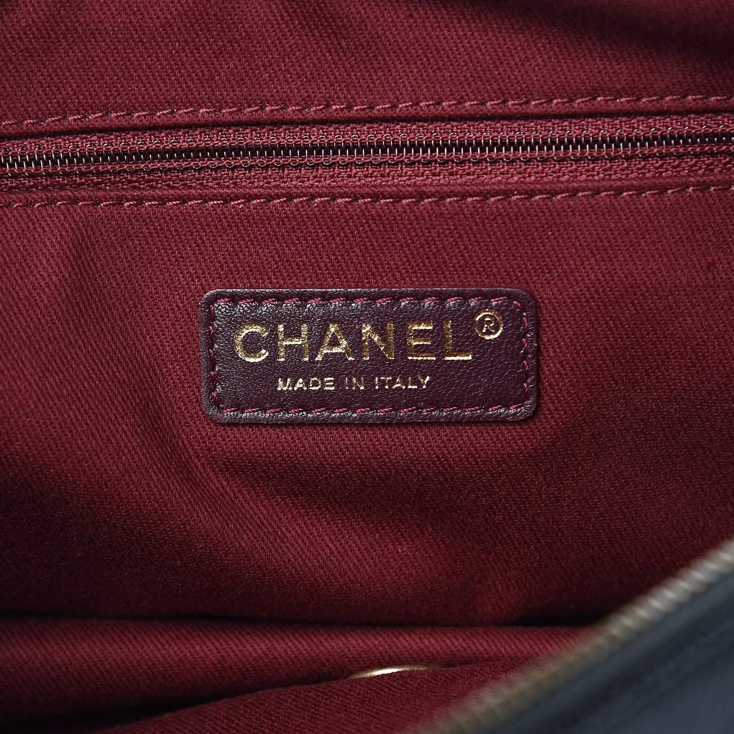 Crumpled Grained Calfskin Quilted Small Shiva Flap Black