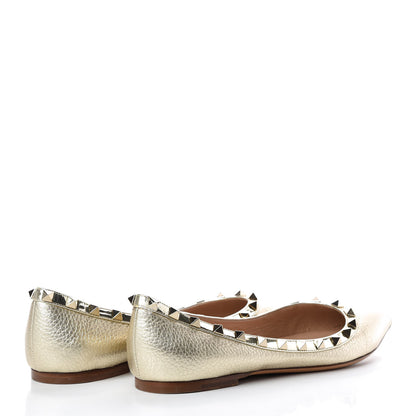 Valentino Garavani Metallic Pebbled Calfskin Rockstud Ballerina Flats 38.5 Platino 4 of 7