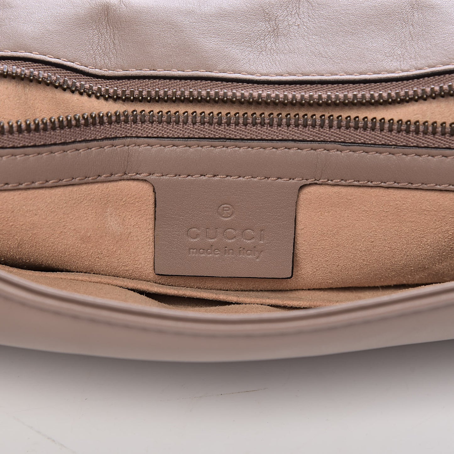 Calfskin Matelasse Medium GG Marmont Shoulder Bag Porcelain Rose