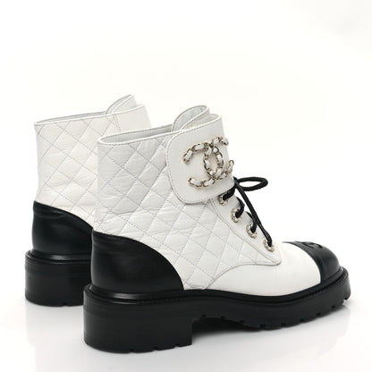 Chanel Shiny Goatskin Calfskin Quilted Lace Up Combat Boots 39 White Black 5 of 10