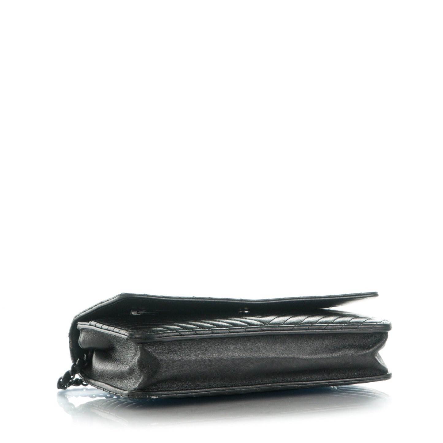 Lambskin Chevron Wallet On Chain WOC Black