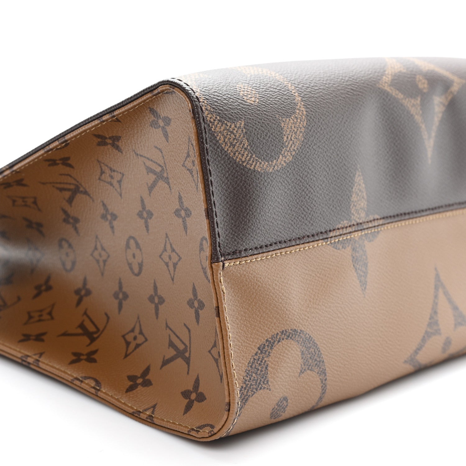 Louis Vuitton Reverse Monogram Giant Onthego MM 8 of 9