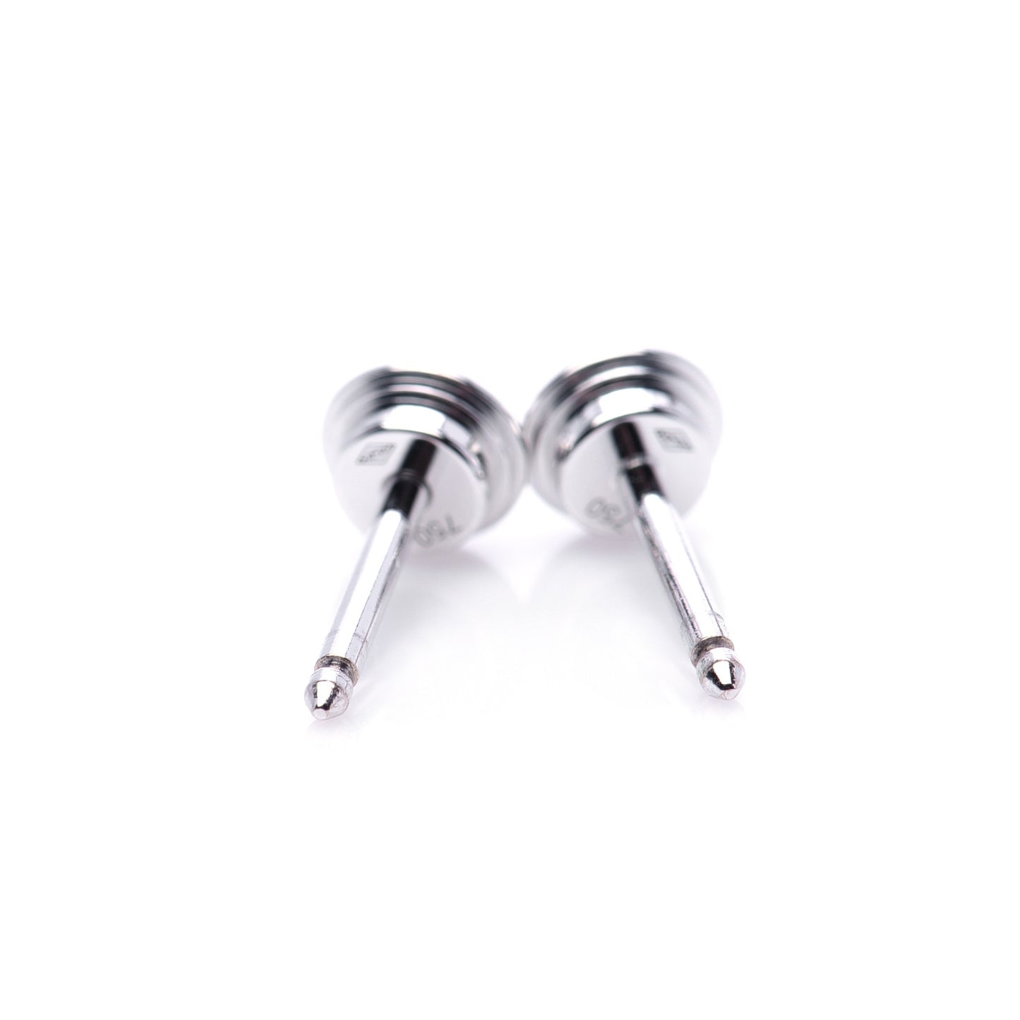 18K White Gold Diamond MM D'Amour Earrings