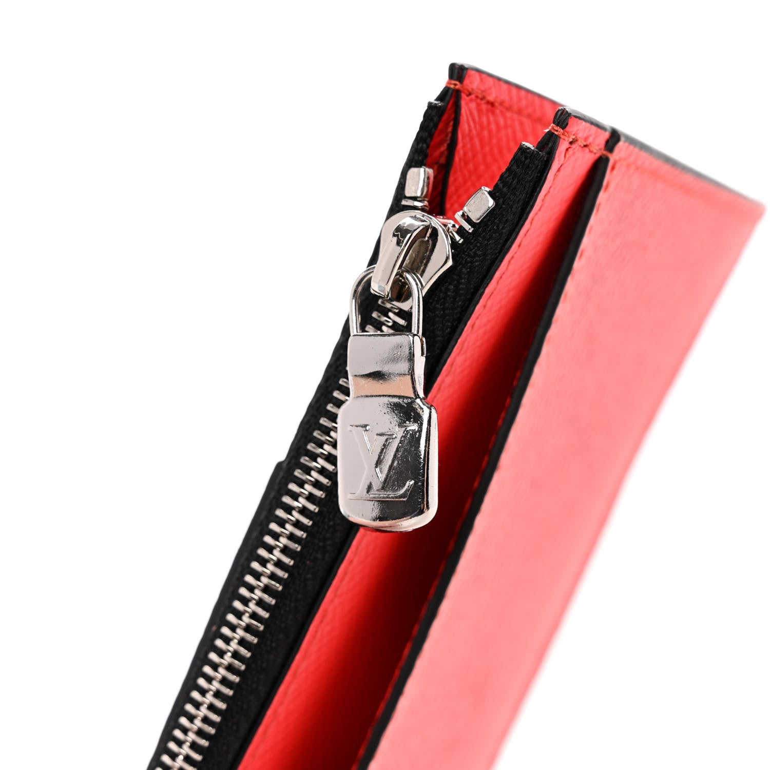 Louis Vuitton Taigarama Coin Card Holder Fire Red 7 of 9