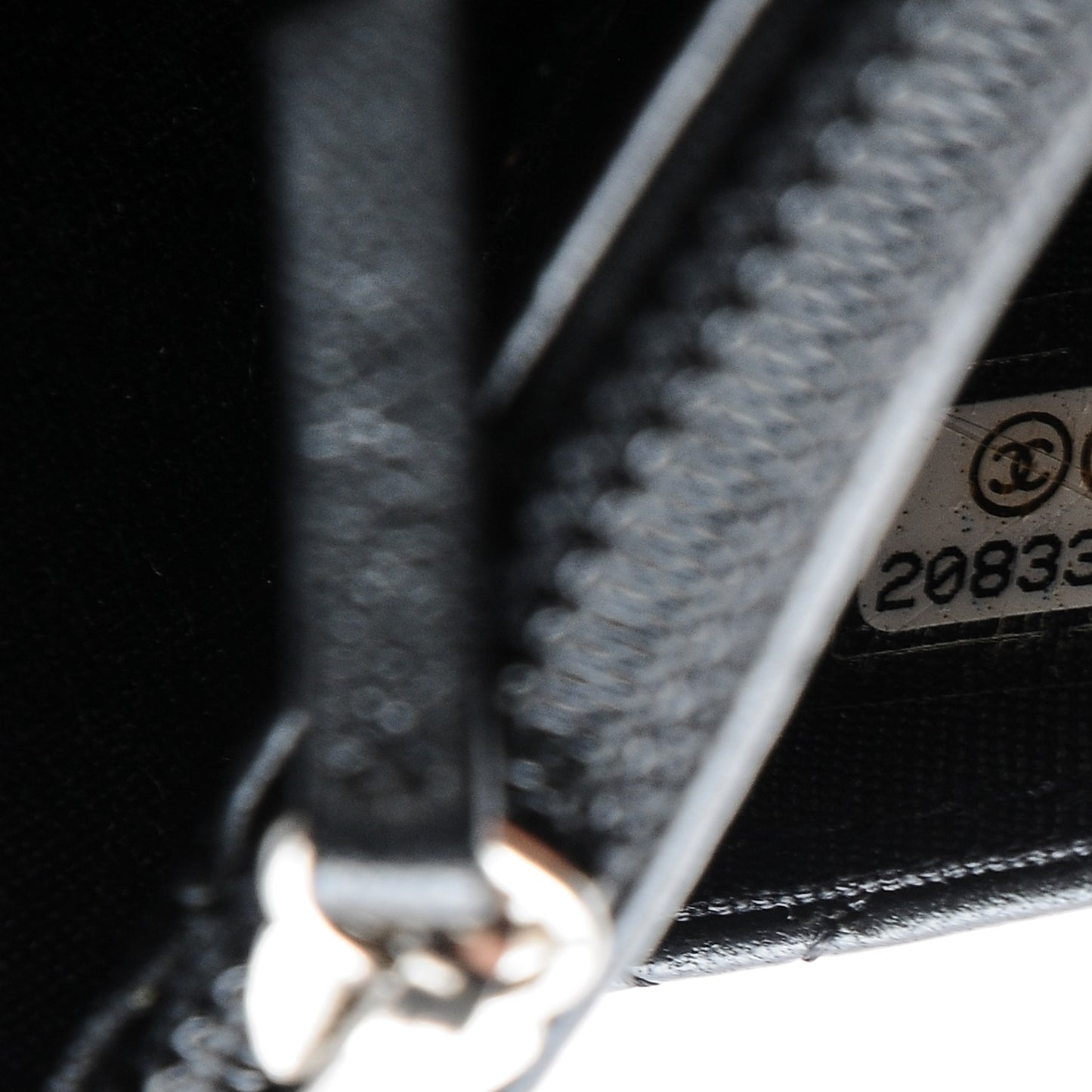 Lambskin Quilted Wallet On Chain WOC Black