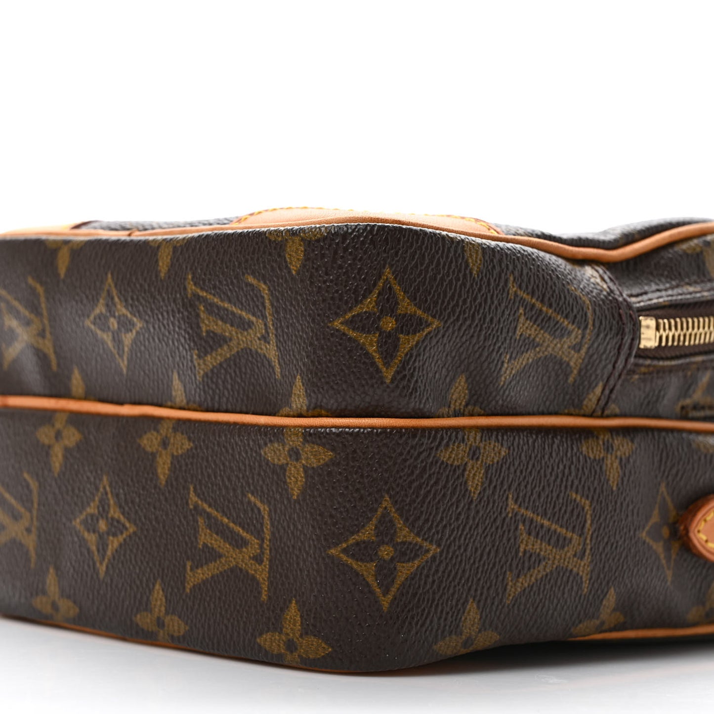 Monogram Amazone
